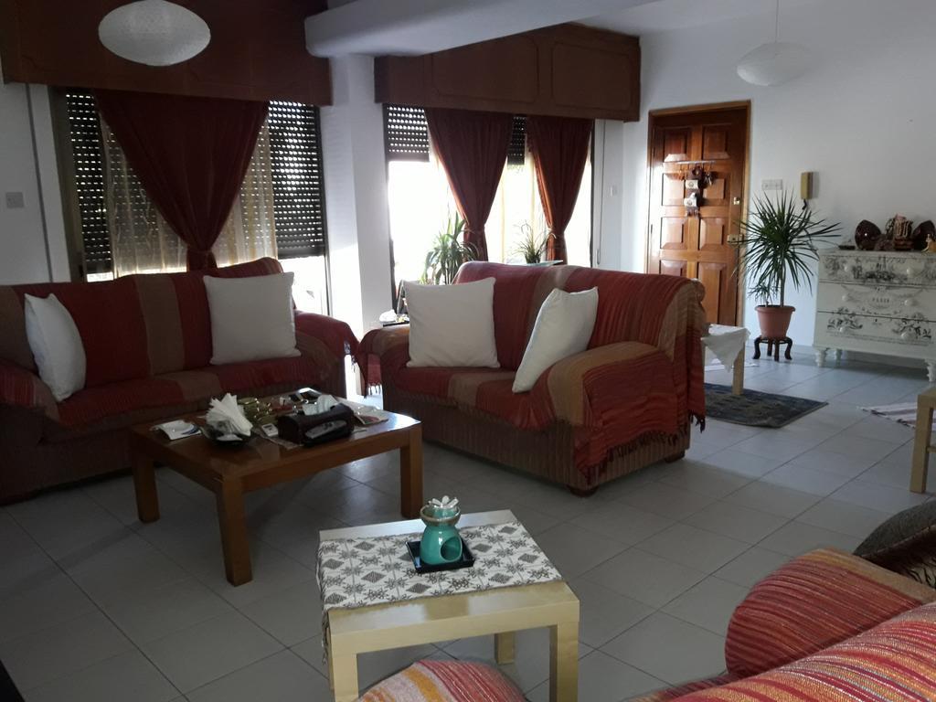 Shared Top 1st floor villa Limassol Exteriör bild